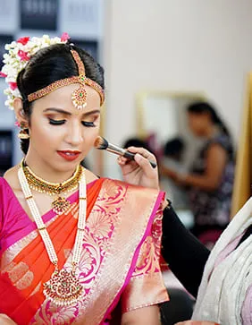 No.1 Makeup Academy In Mumbai | BHI- Pro Makeup School India